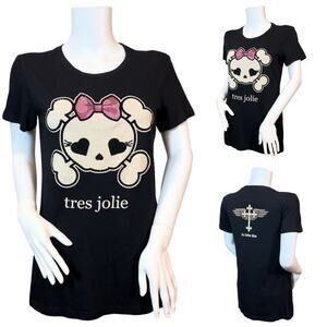Tres Jolie (Very Pretty) Rhinestone Graphic T Shirt
SZ L $49